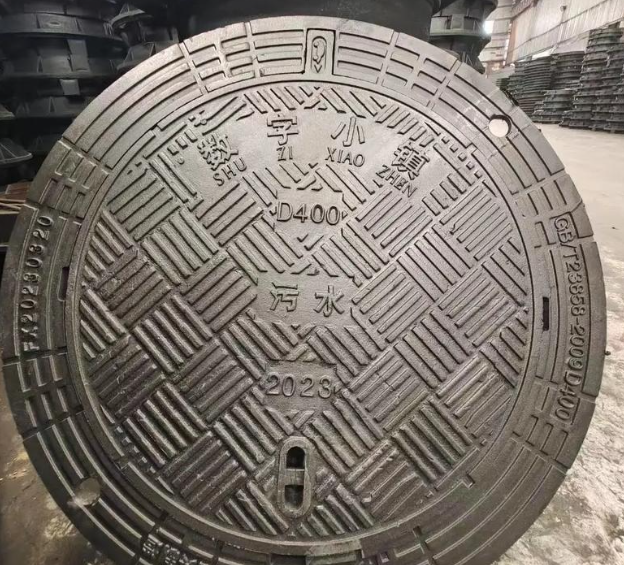 佳县球墨铸铁防沉降井盖展示